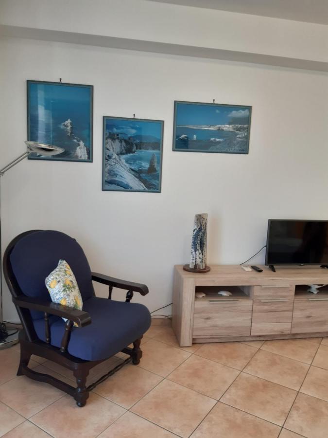 A Casa Di Loretta Daire Terrasini Dış mekan fotoğraf