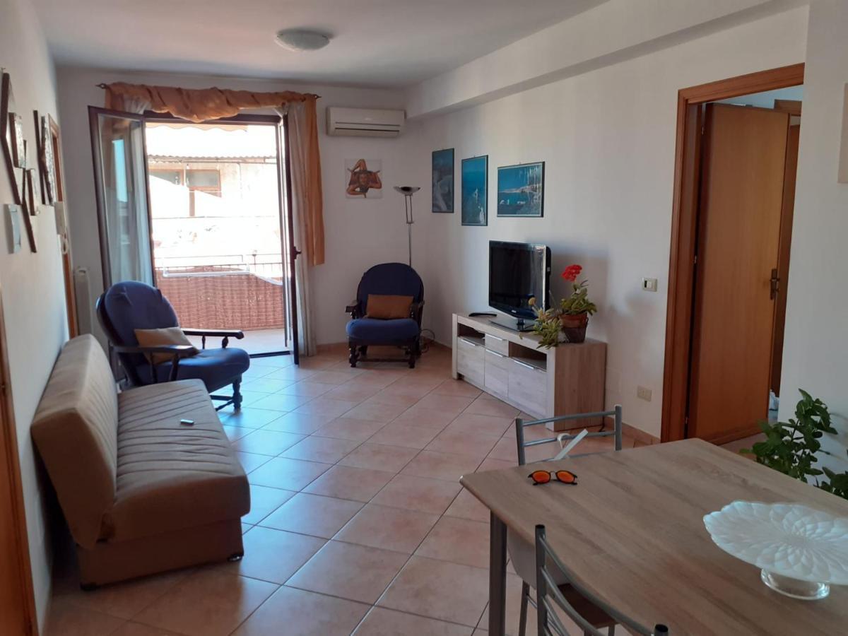A Casa Di Loretta Daire Terrasini Dış mekan fotoğraf